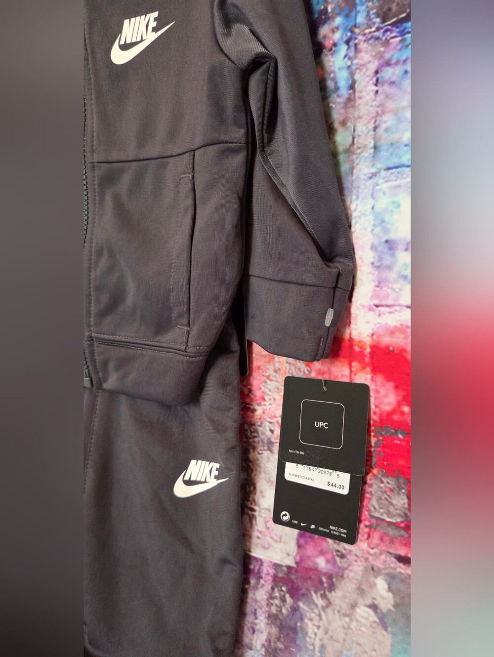 Nike 2Pc Tracksuit with Zip Up Jacket NWT - Picture 2 of 12
